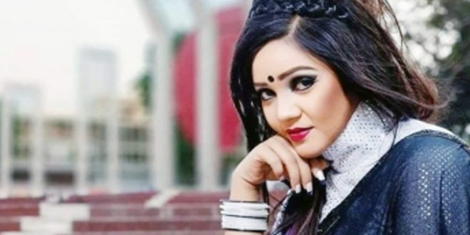 বর্ষা চৌধুরী