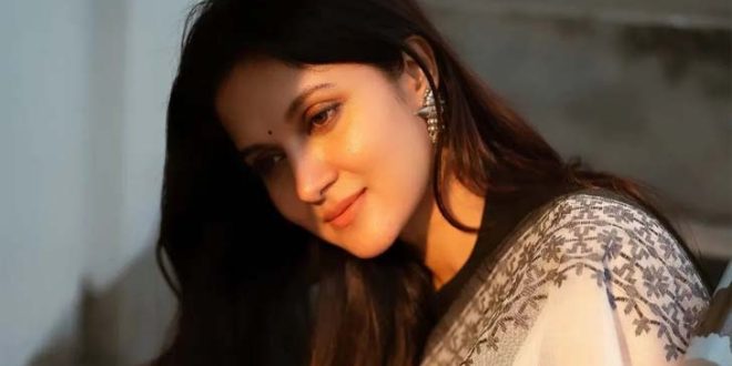 মিথিলার সঙ্গে জিতুর সেলফি